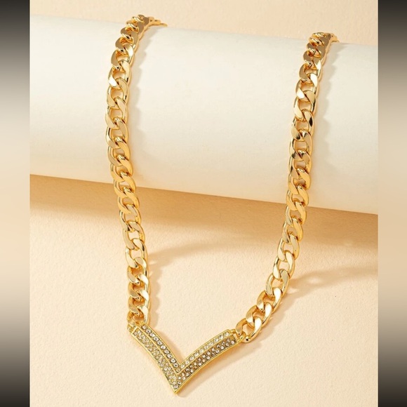 1pc Rhinestone Inlaid Letter Detail Chunky Chain Necklace - Picture 2 of 3